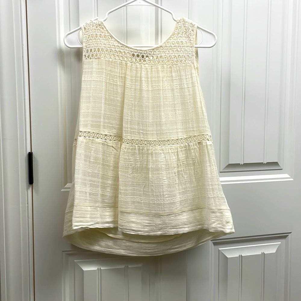 Loft sleeveless blouse